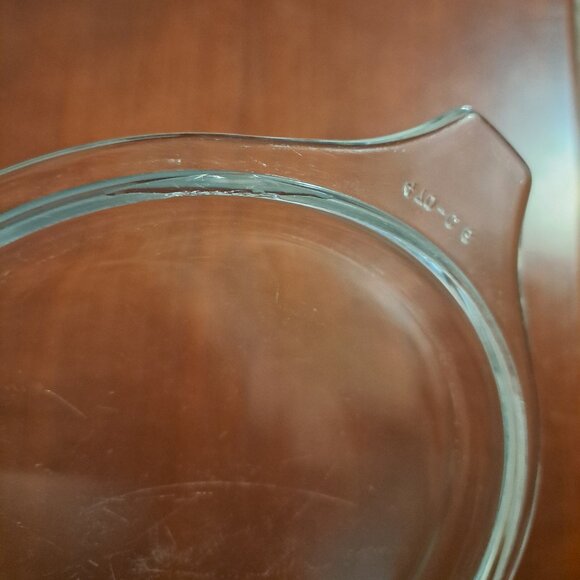 Pyrex Vintage 473-B Butterfly Gold Round 1 Liter Casserole Bowl With Lid - Picture 10 of 12